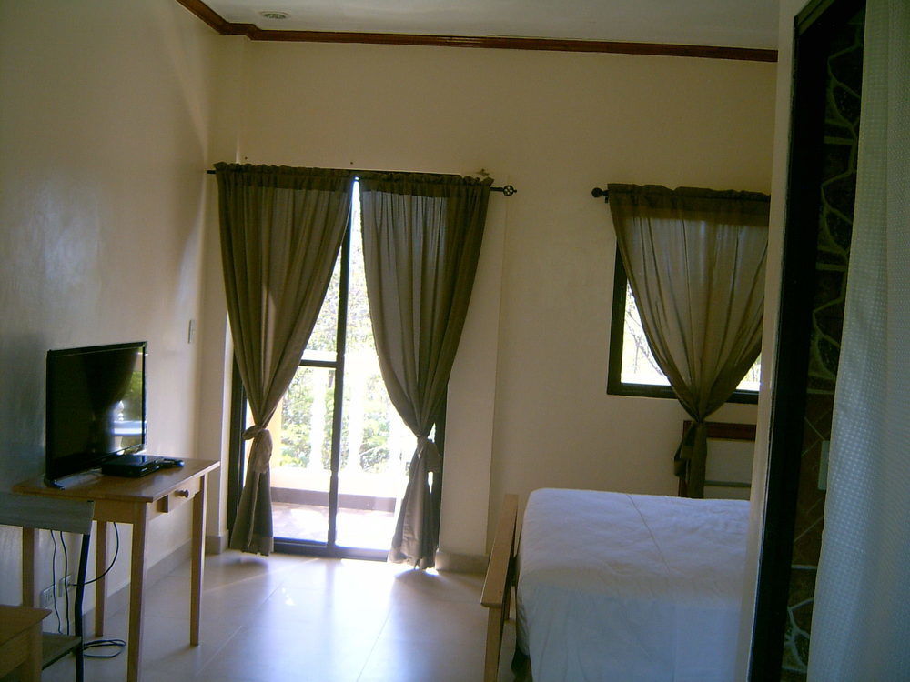 Reddoorz Plus @ Libaong Panglao Bohol Kültér fotó